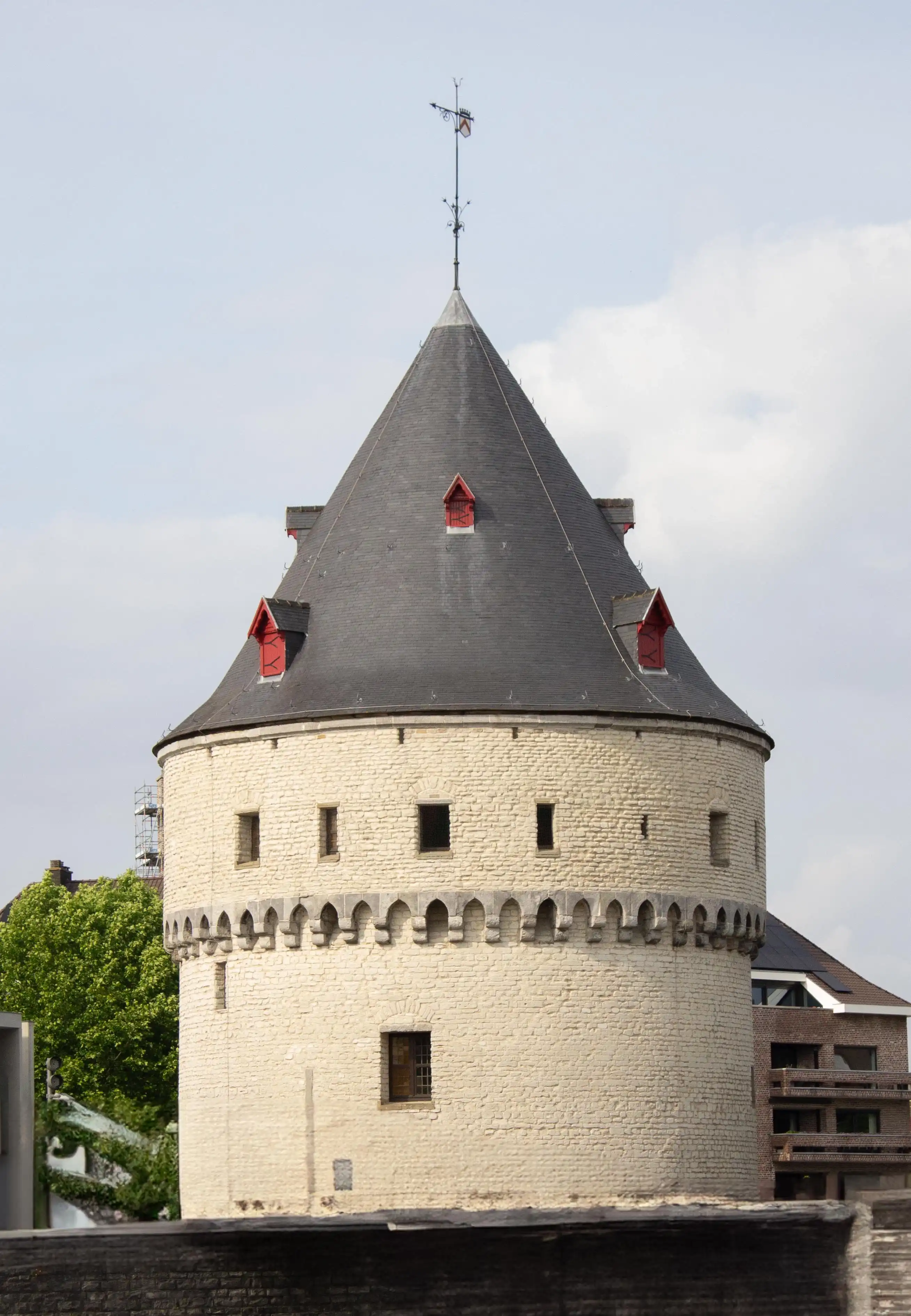Afbeelding van de Broeltorens in Kortrijk